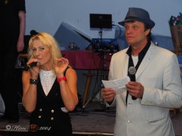 Künstler helfen Kinder - Mit Musik zur Menschlichkeit